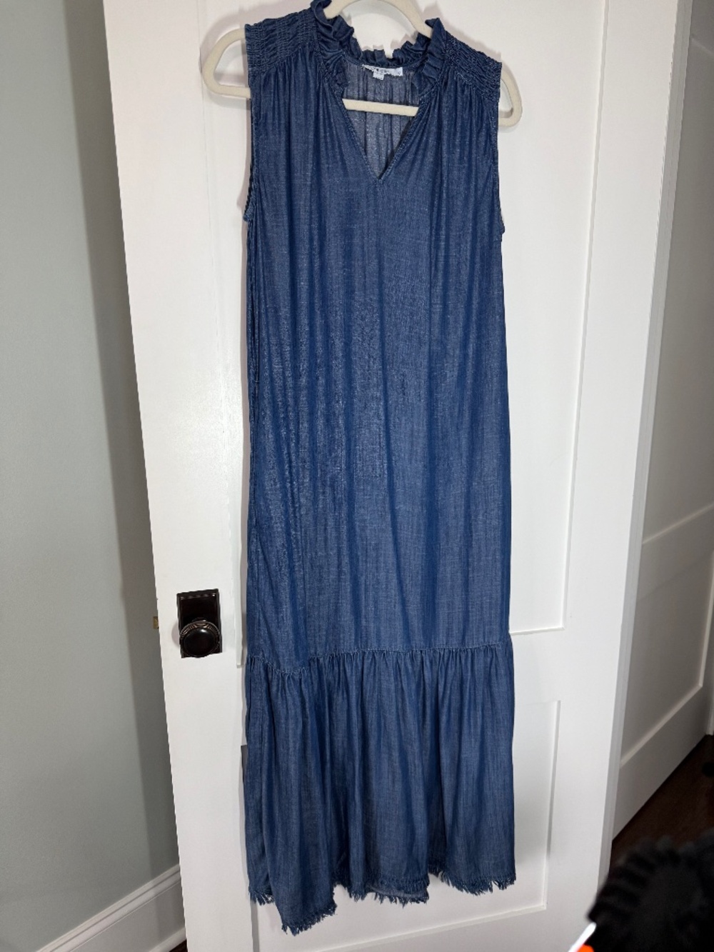 Chicoโs Denim Chambray Sleeveless Maxi Dress Chico's Size 1 / US 8/10